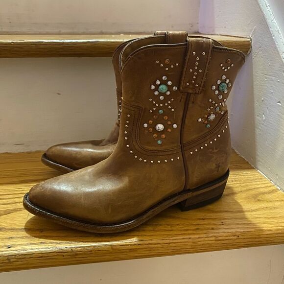 Frye Billy Stone Short Studded Cognac Boots - Picture 3 of 9